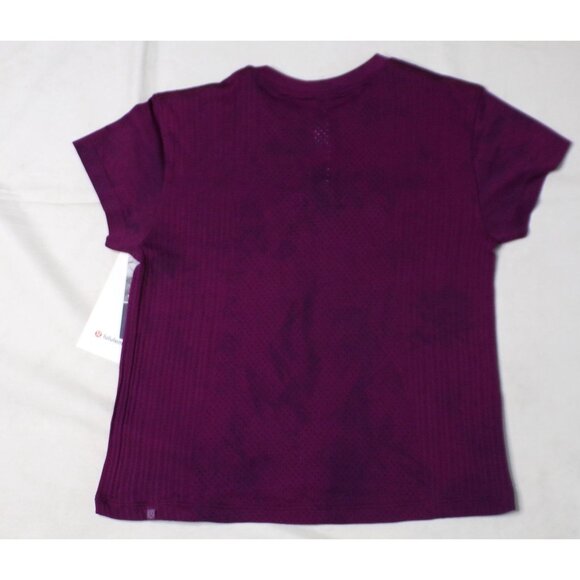 🆕LULULEMON Train to be Short Sleeve Top Burgundy Black XXS - Picture 9 of 9